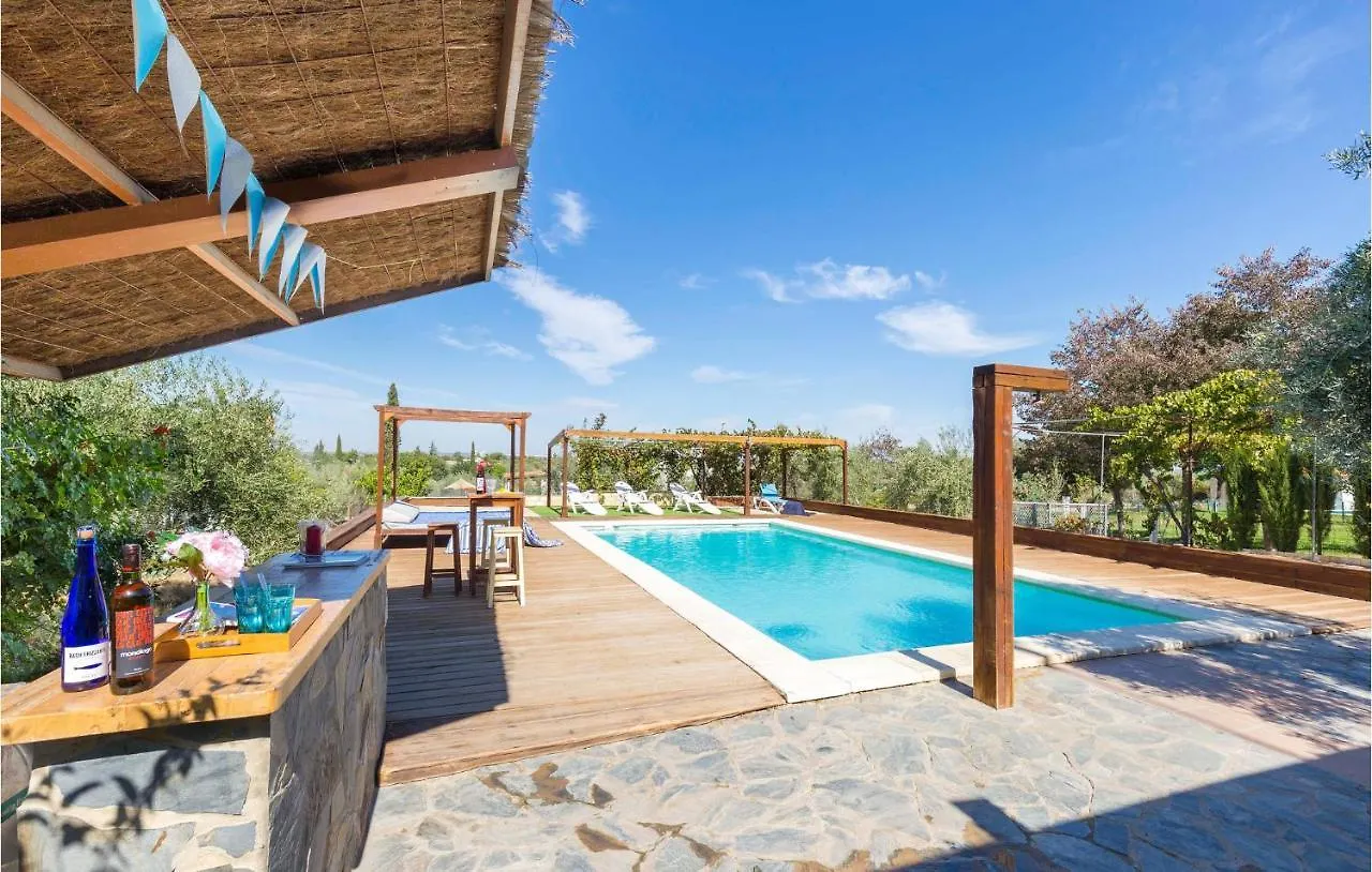 4 Bedroom Cozy Home In Arahal El Arahal Spain