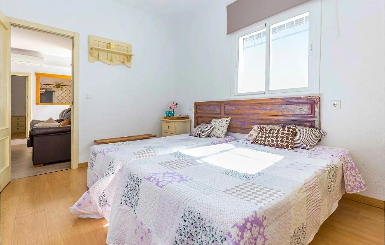 4 Bedroom Cozy Home In Arahal El Arahal Holiday home