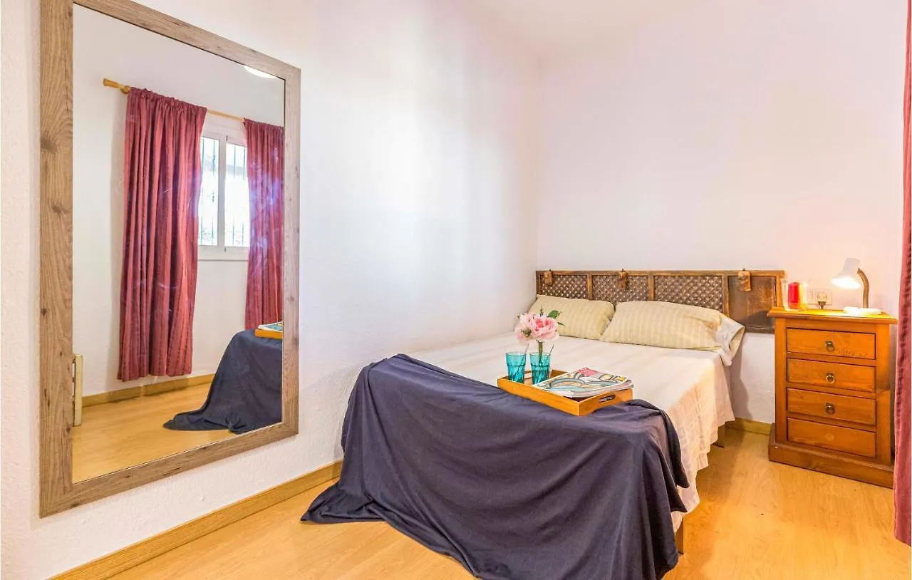 4 Bedroom Cozy Home In Arahal El Arahal Holiday home